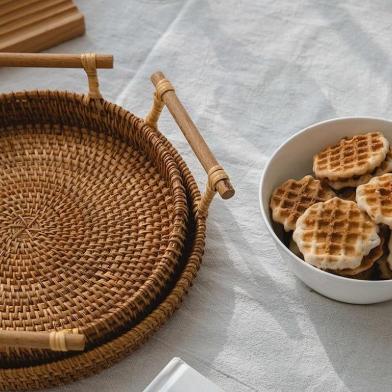Hapao pattern woven tray